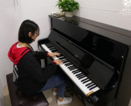 成都艺术培训学校.png 成都艺术培训学校.png